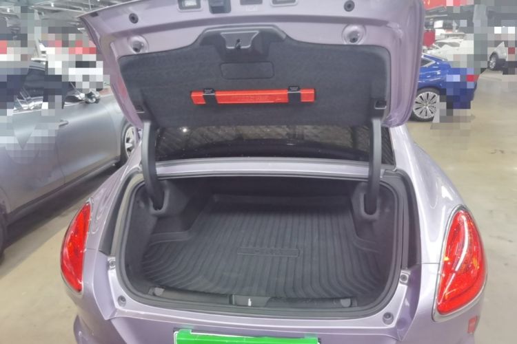 Used ORA Lightning Cat 2022 555 km Luxury Edition Trunk