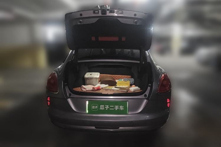 Used ORA Lightning Cat 2022 555 km Luxury Edition Trunk