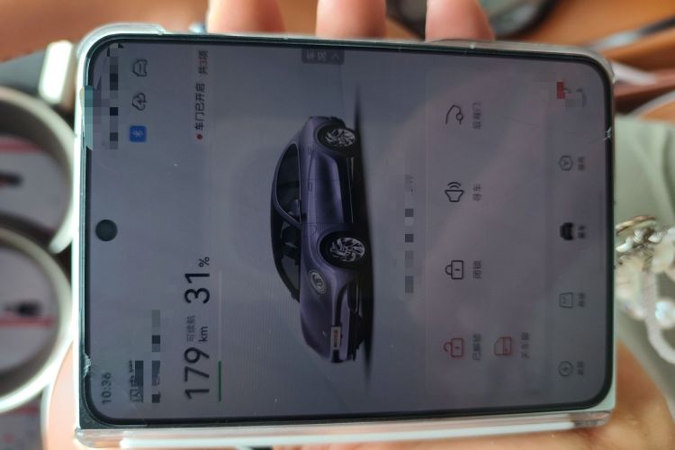 Used ORA Lightning Cat 2022 555 km Luxury Edition Vehicle Key