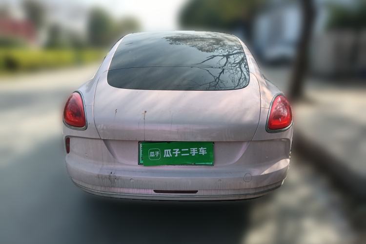 Used ORA Lightning Cat 2022 555 km Luxury Edition Rear