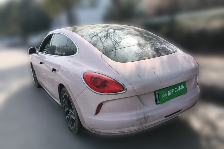 Used ORA Lightning Cat 2022 555 km Luxury Edition Rear Left 45 Deg
