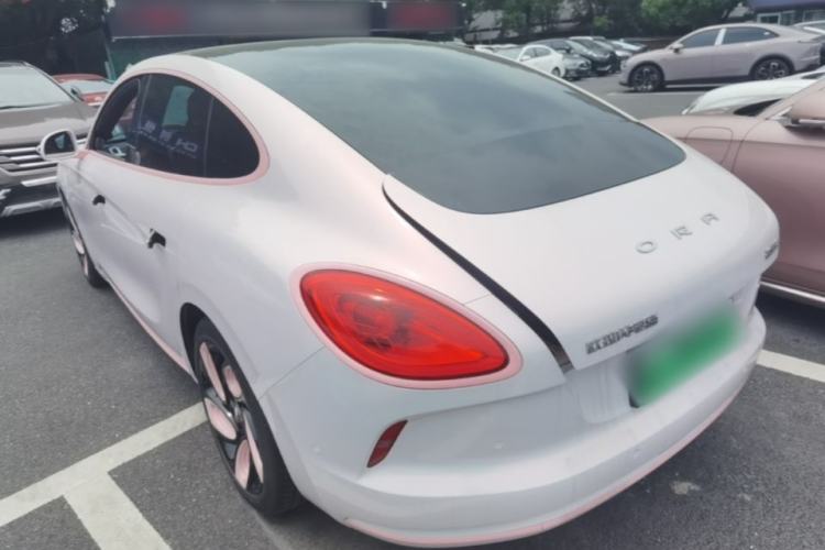 Used ORA Lightning Cat 2022 555 km Luxury Edition Rear Left 45 Deg