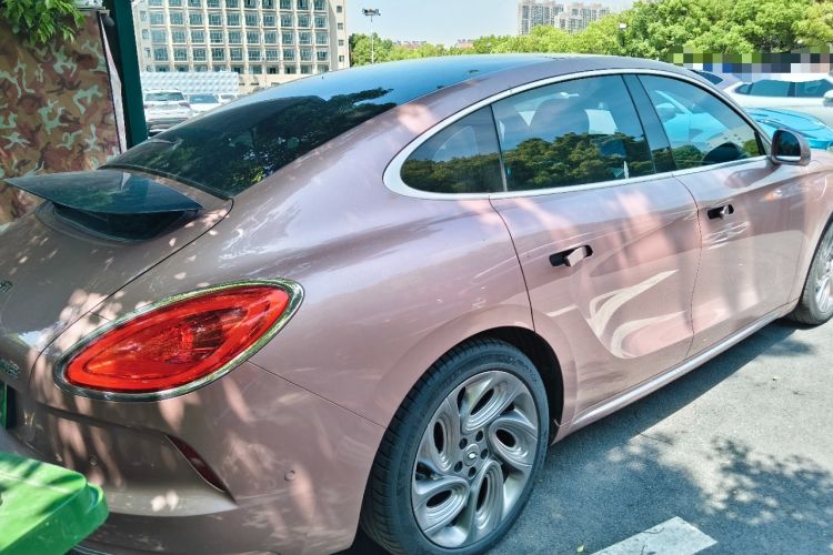 Used ORA Lightning Cat 2022 555 km Luxury Edition Rear Right 45 Deg