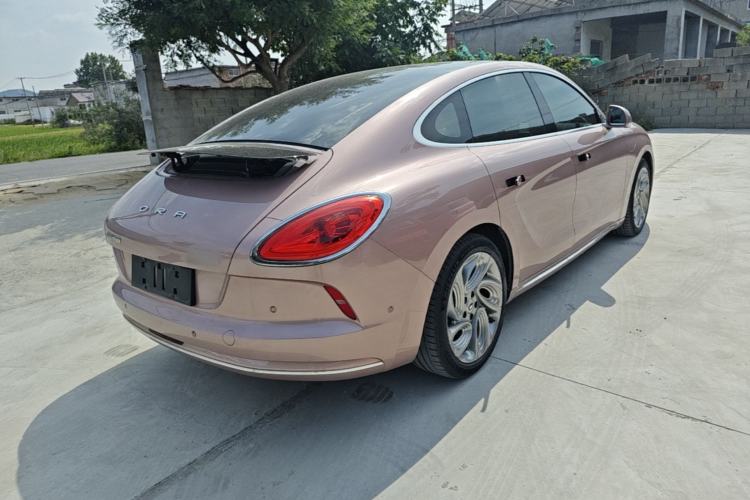 Used ORA Lightning Cat 2022 555 km Luxury Edition Rear Right 45 Deg