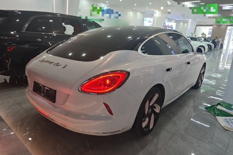 Used ORA Lightning Cat 2022 555 km Luxury Edition Rear Right 45 Deg