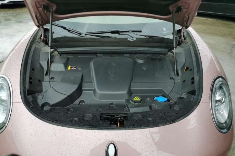 Used ORA Lightning Cat 2022 555 km Luxury Edition Engine Bay