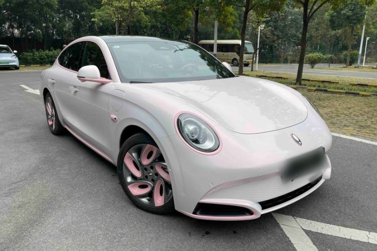 Used ORA Lightning Cat 2022 555 km Luxury Edition Exterior 2
