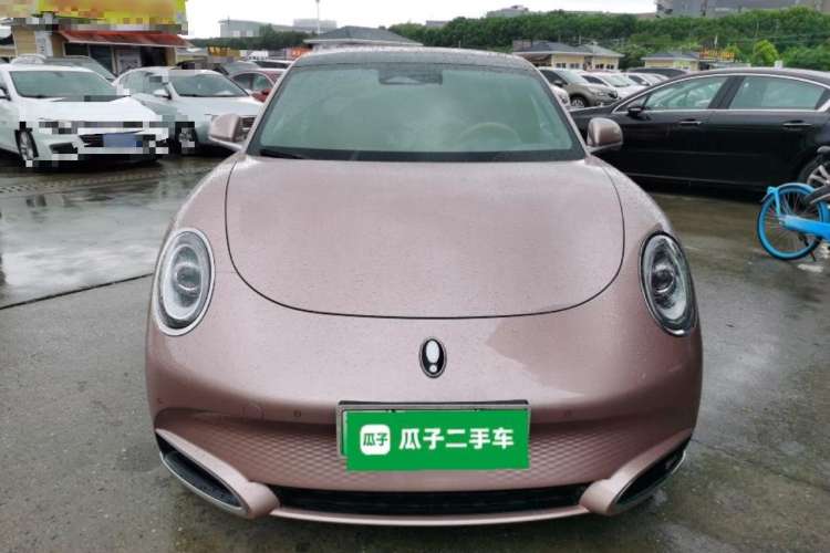 Used ORA Lightning Cat 2022 555 km Luxury Edition Front