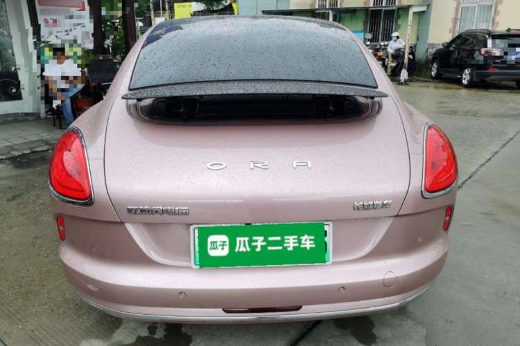 Used ORA Lightning Cat 2022 555 km Luxury Edition Rear