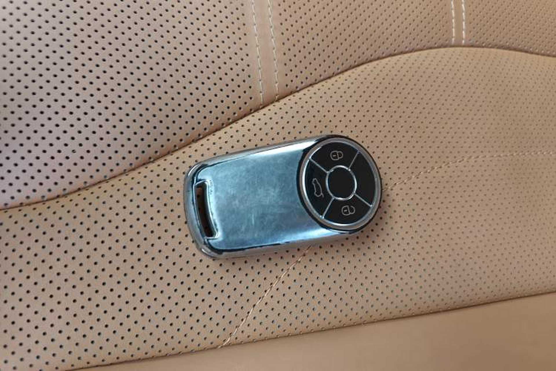 Used ORA Lightning Cat 2022 555 km Luxury Edition Vehicle Key