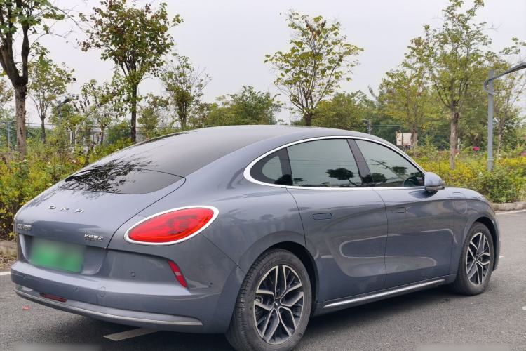 Used ORA Lightning Cat 2022 555 km Luxury Edition Exterior 3
