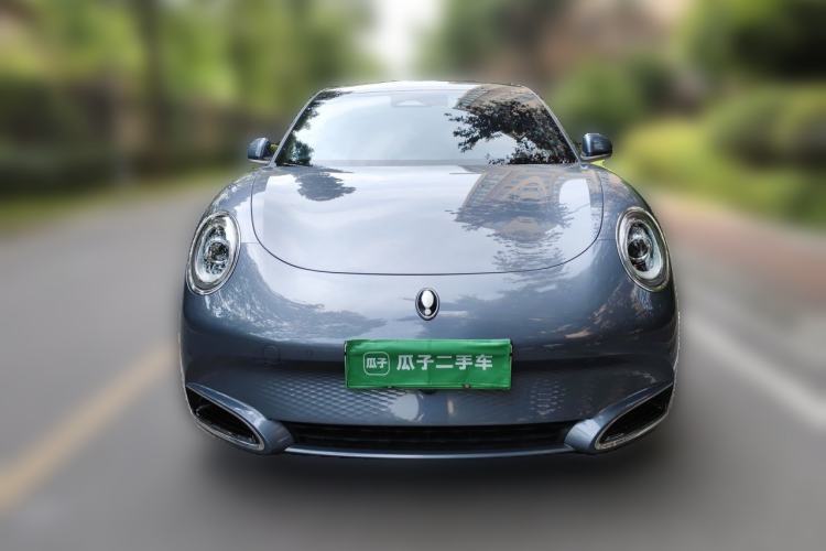 Used ORA Lightning Cat 2022 555 km Luxury Edition Front