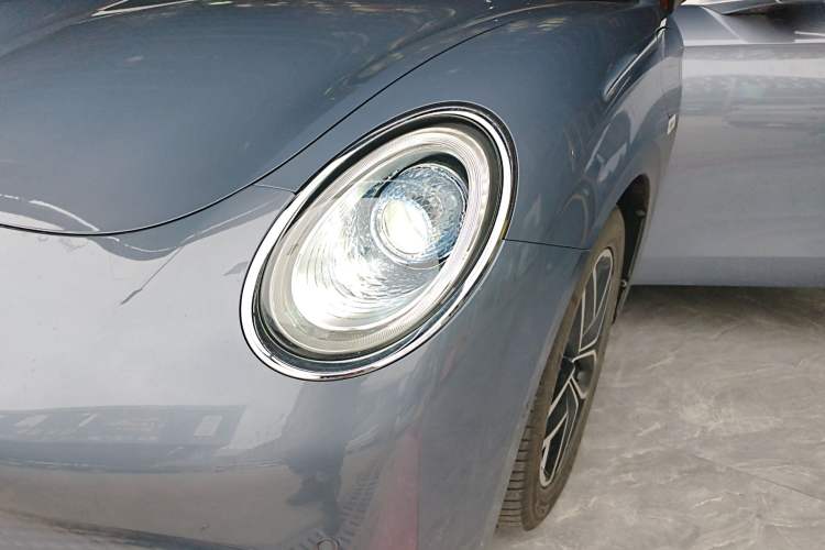 Used ORA Lightning Cat 2022 555 km Luxury Edition Left Front Headlight