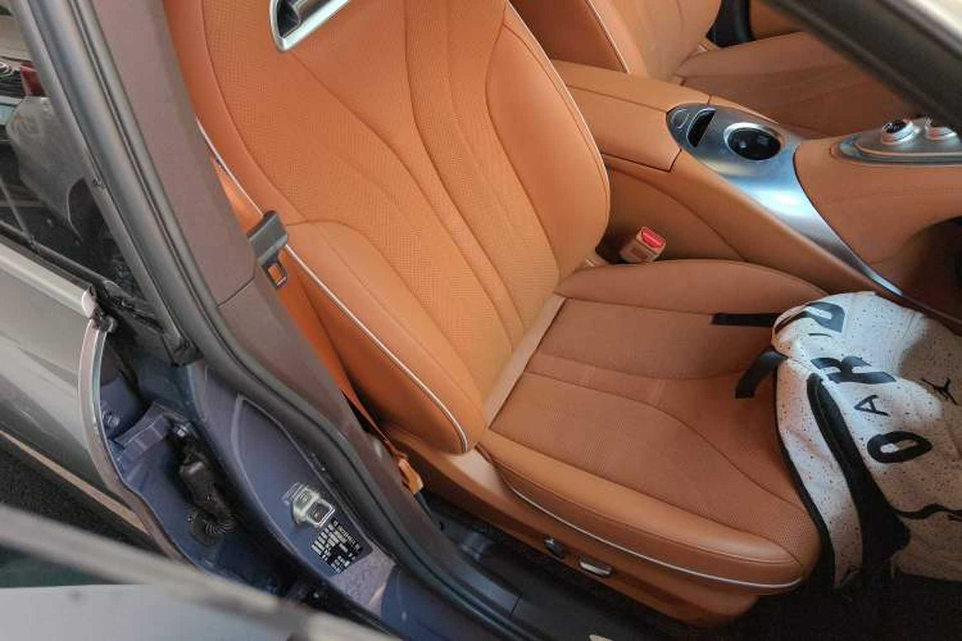 Used ORA Lightning Cat 2022 555 km Luxury Edition Right Front Seat