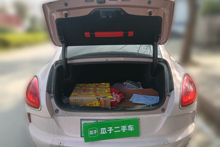 Used ORA Lightning Cat 2022 555 km Luxury Edition Trunk