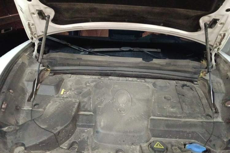 Used ORA Lightning Cat 2022 600 km All-Wheel Drive High-Performance Version Engine Bay