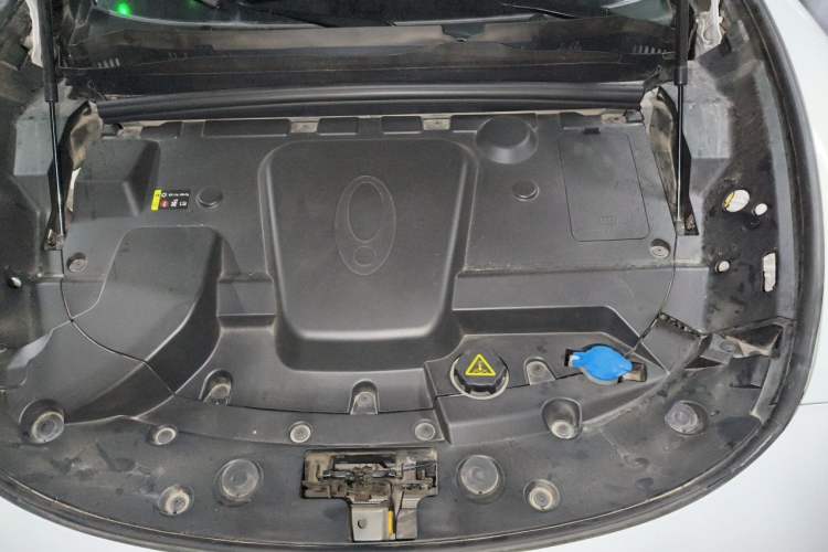 Used ORA Lightning Cat 2022 555 km Luxury Edition Engine Bay
