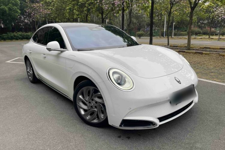 Used ORA Lightning Cat 2022 555 km Luxury Edition Exterior 2