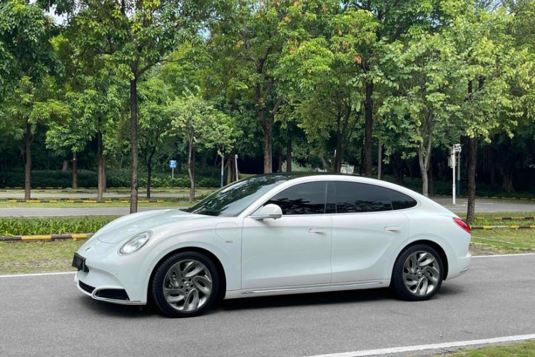Used ORA Lightning Cat 2022 555 km Luxury Edition Exterior 3
