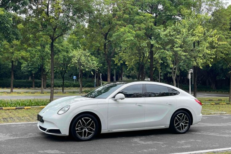 Used ORA Lightning Cat 2022 555 km Luxury Edition Exterior 3