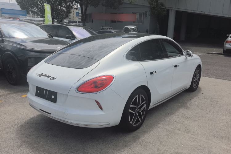 Used ORA Lightning Cat 2022 555 km Luxury Edition Exterior 3