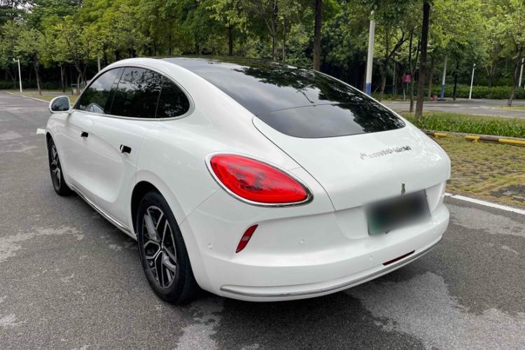 Used ORA Lightning Cat 2022 555 km Luxury Edition Exterior 4
