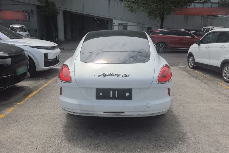 Used ORA Lightning Cat 2022 555 km Luxury Edition Exterior 4