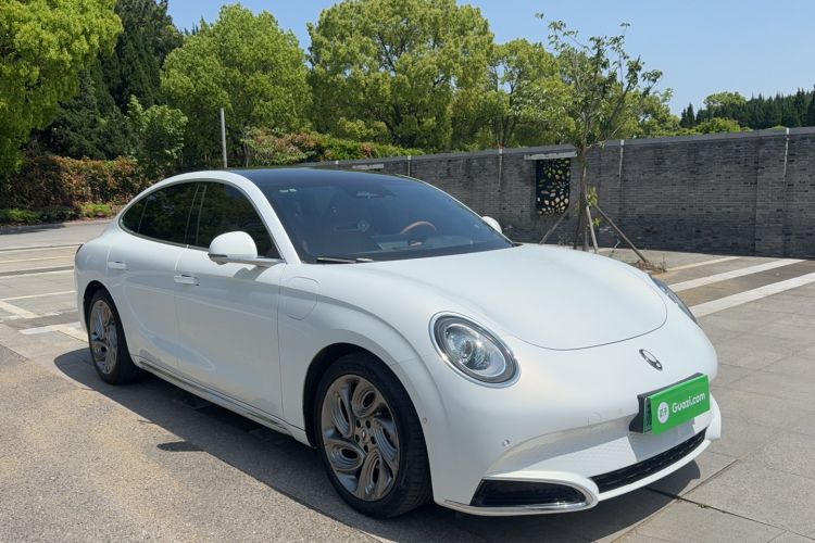 Used ORA Lightning Cat 2022 555 km Luxury Edition Exterior 4