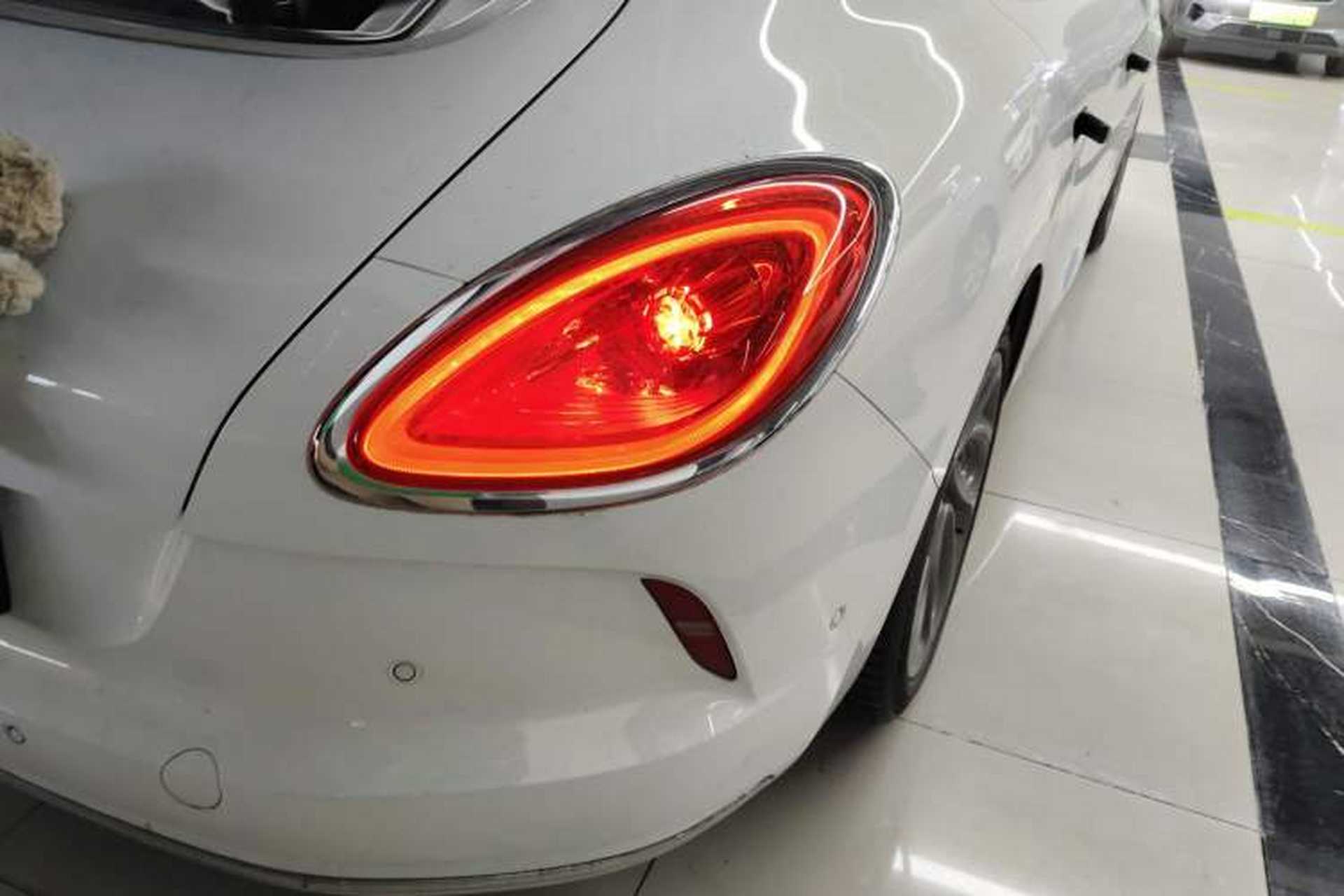 Used ORA Lightning Cat 2022 555 km Luxury Edition Exterior 6