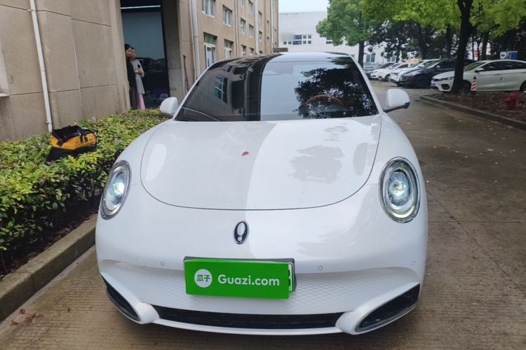 Used ORA Lightning Cat 2022 555 km Luxury Edition Front