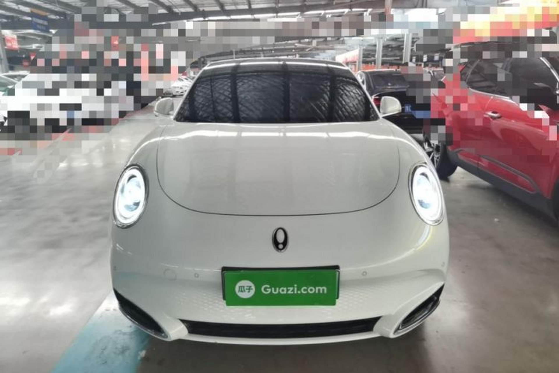 Used ORA Lightning Cat 2022 555 km Luxury Edition Front