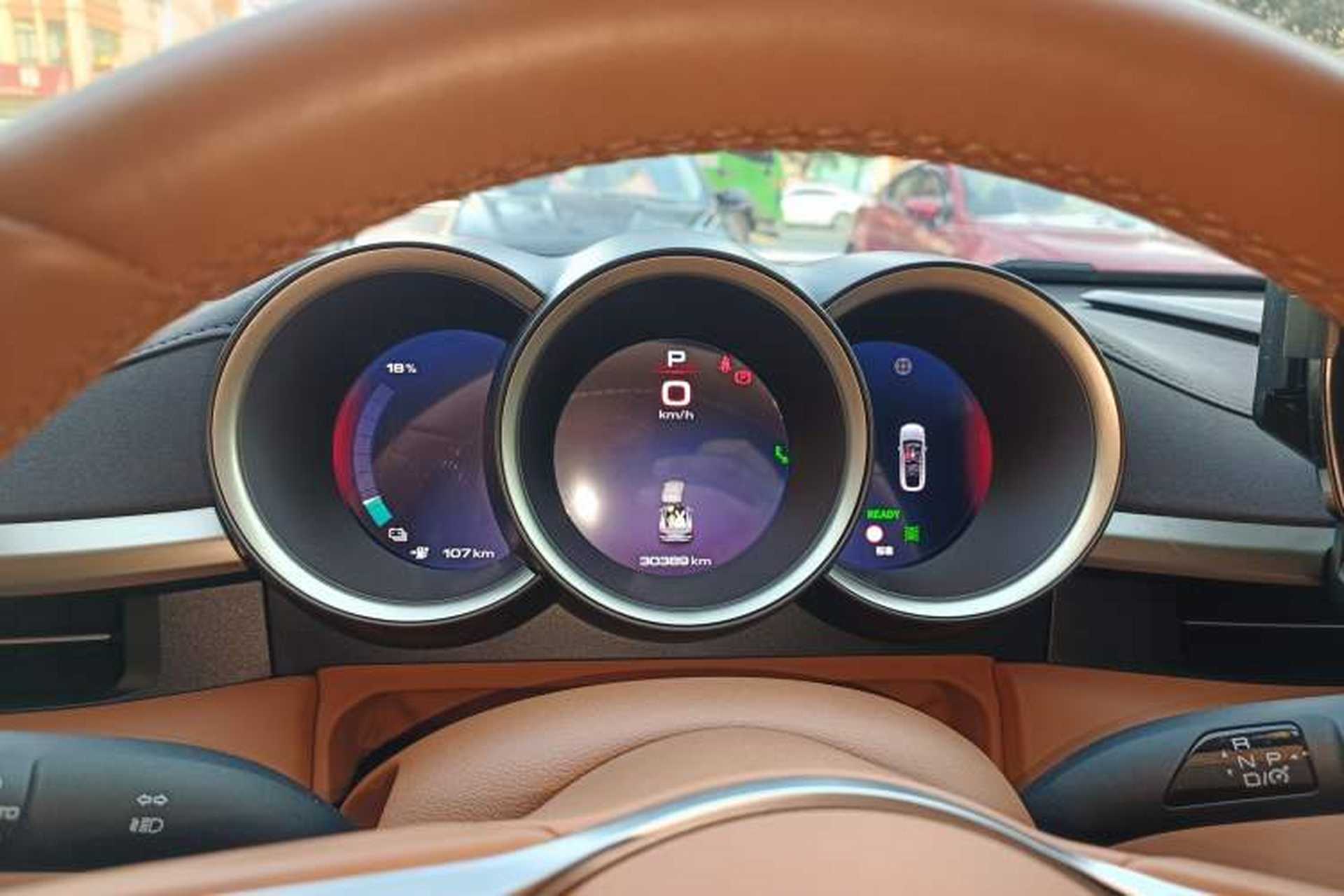 Used ORA Lightning Cat 2022 555 km Luxury Edition Instrument Cluster