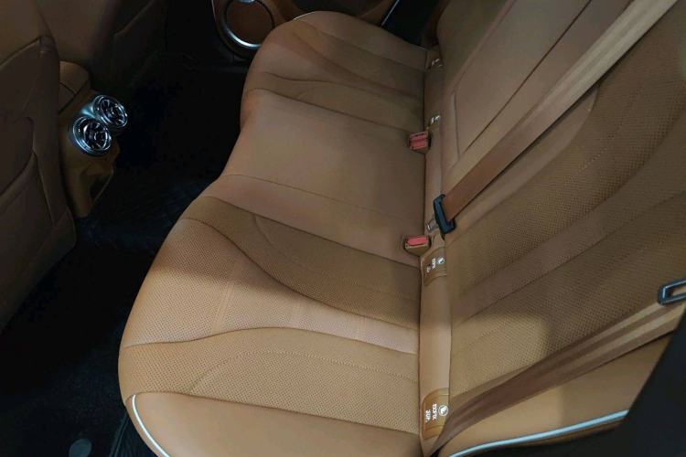 Used ORA Lightning Cat 2022 555 km Luxury Edition Interior 6