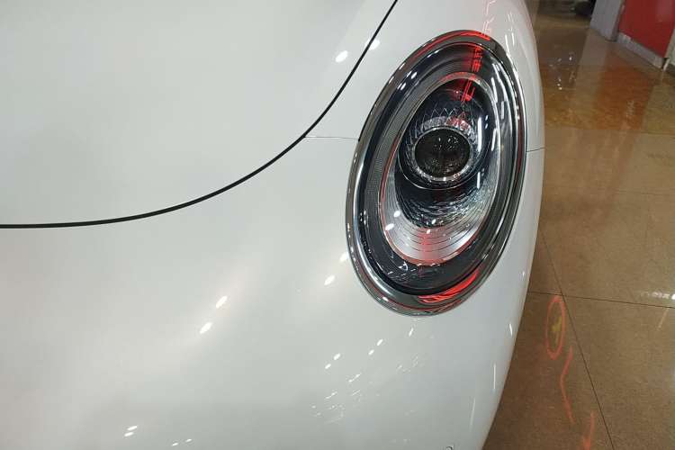 Used ORA Lightning Cat 2022 555 km Luxury Edition Left Front Headlight