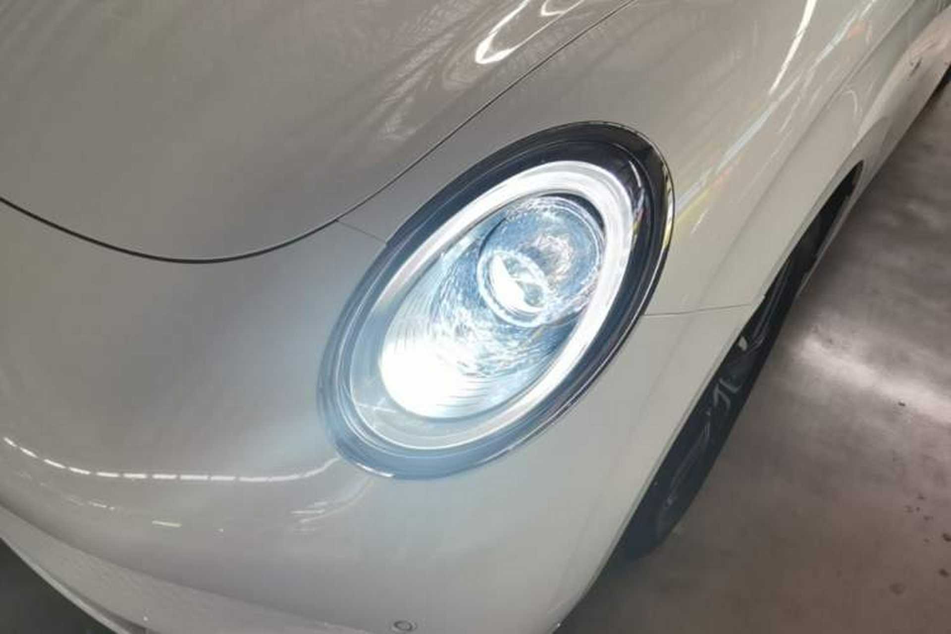 Used ORA Lightning Cat 2022 555 km Luxury Edition Left Front Headlight
