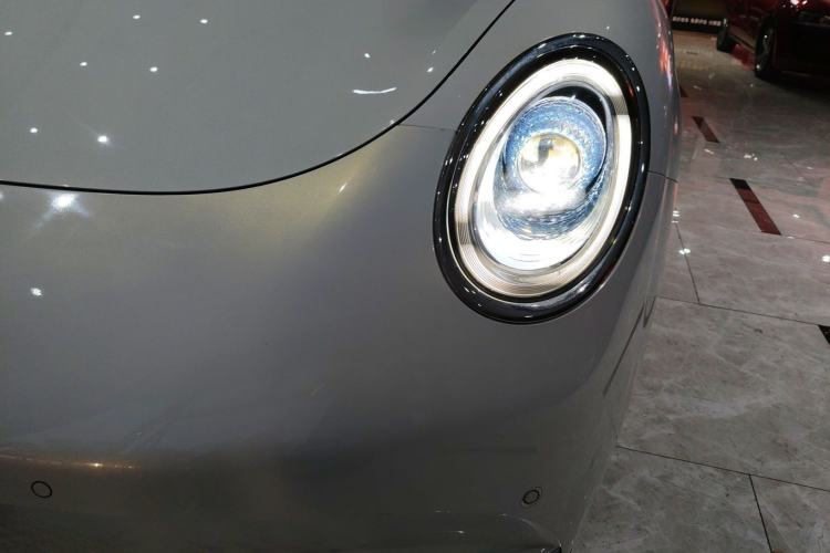Used ORA Lightning Cat 2022 555 km Luxury Edition Left Front Headlight