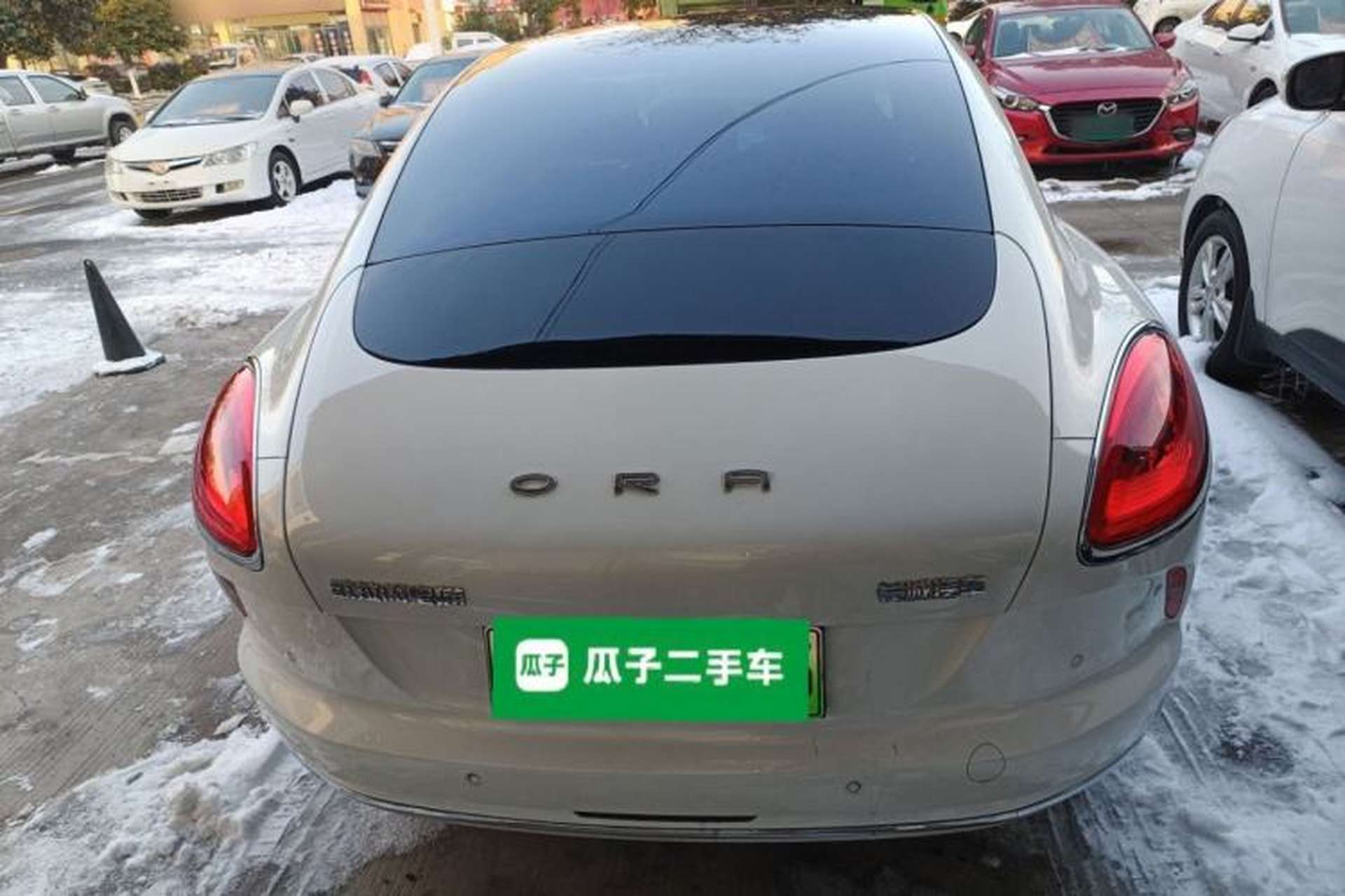 Used ORA Lightning Cat 2022 555 km Luxury Edition Rear