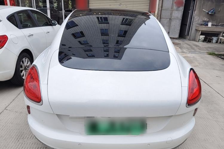 Used ORA Lightning Cat 2022 555 km Luxury Edition Rear