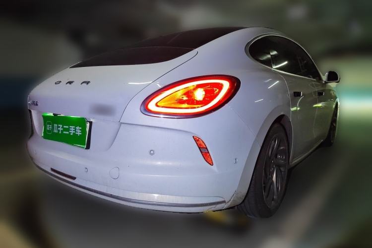 Used ORA Lightning Cat 2022 555 km Luxury Edition Rear Right 45 Deg