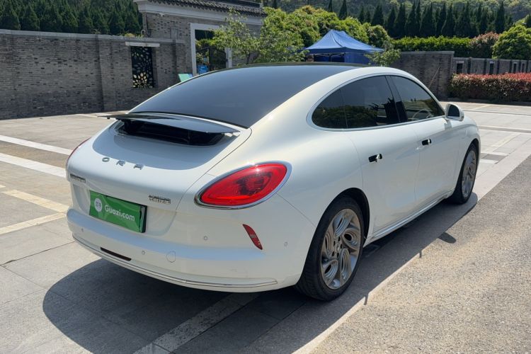 Used ORA Lightning Cat 2022 555 km Luxury Edition Rear Right 45 Deg