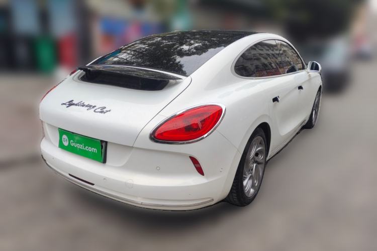 Used ORA Lightning Cat 2022 555 km Luxury Edition Rear Right 45 Deg