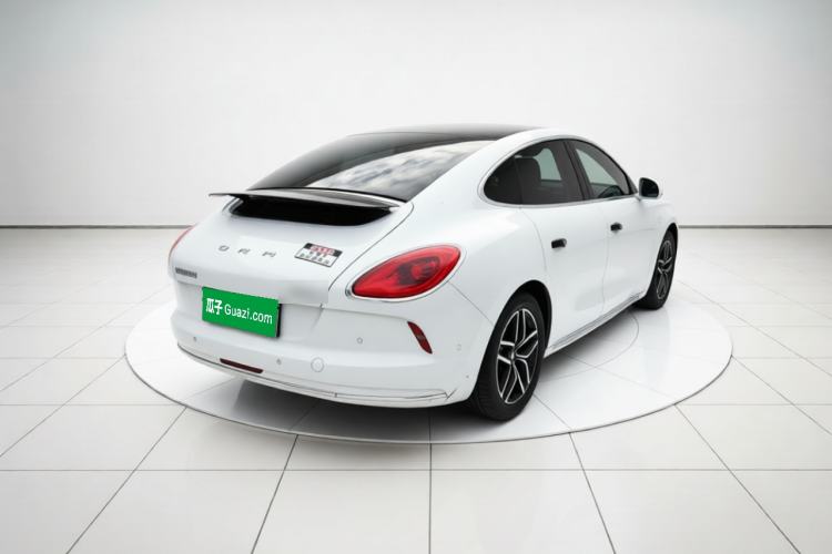 Used ORA Lightning Cat 2022 555 km Luxury Edition Rear Right 45 Deg