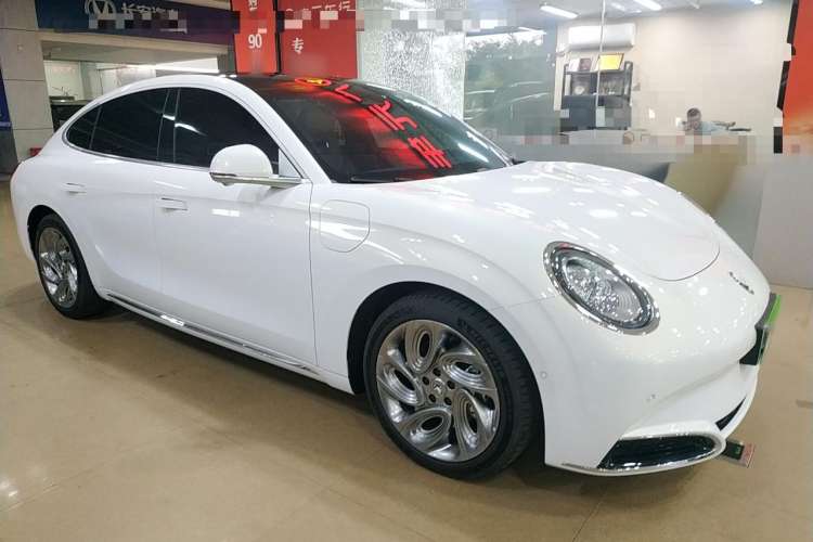 Used ORA Lightning Cat 2022 555 km Luxury Edition Right Side