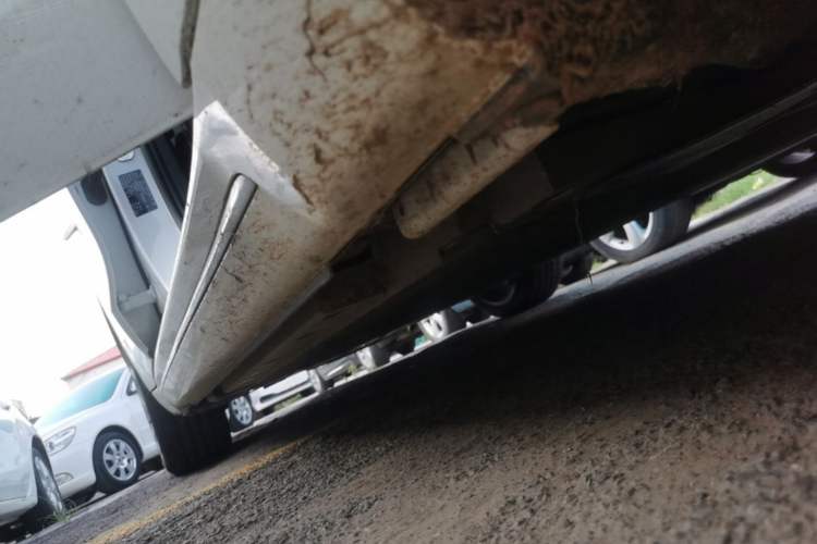 Used ORA Lightning Cat 2022 555 km Luxury Edition Right Side Sill