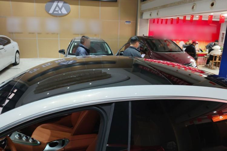 Used ORA Lightning Cat 2022 555 km Luxury Edition Roof