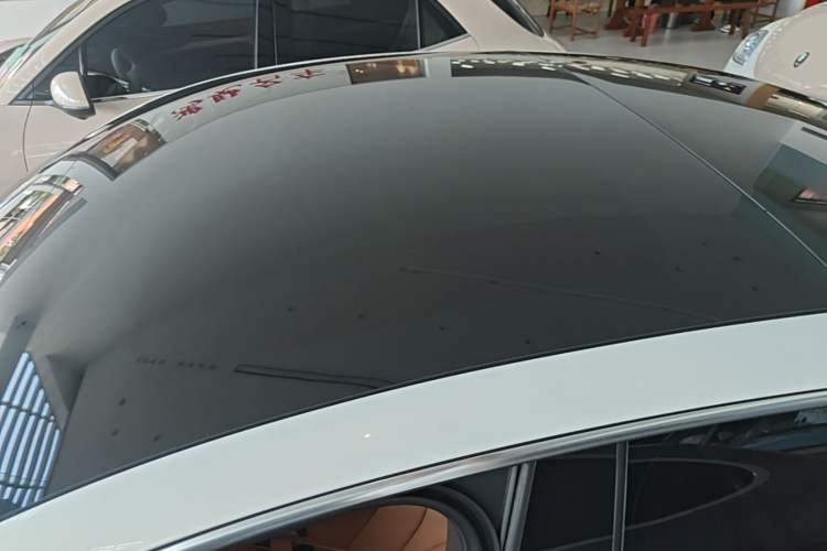Used ORA Lightning Cat 2022 555 km Luxury Edition Roof