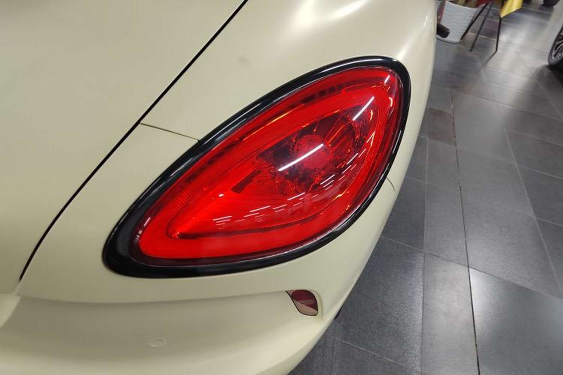 Used ORA Lightning Cat 2022 555 km Luxury Edition Exterior 3