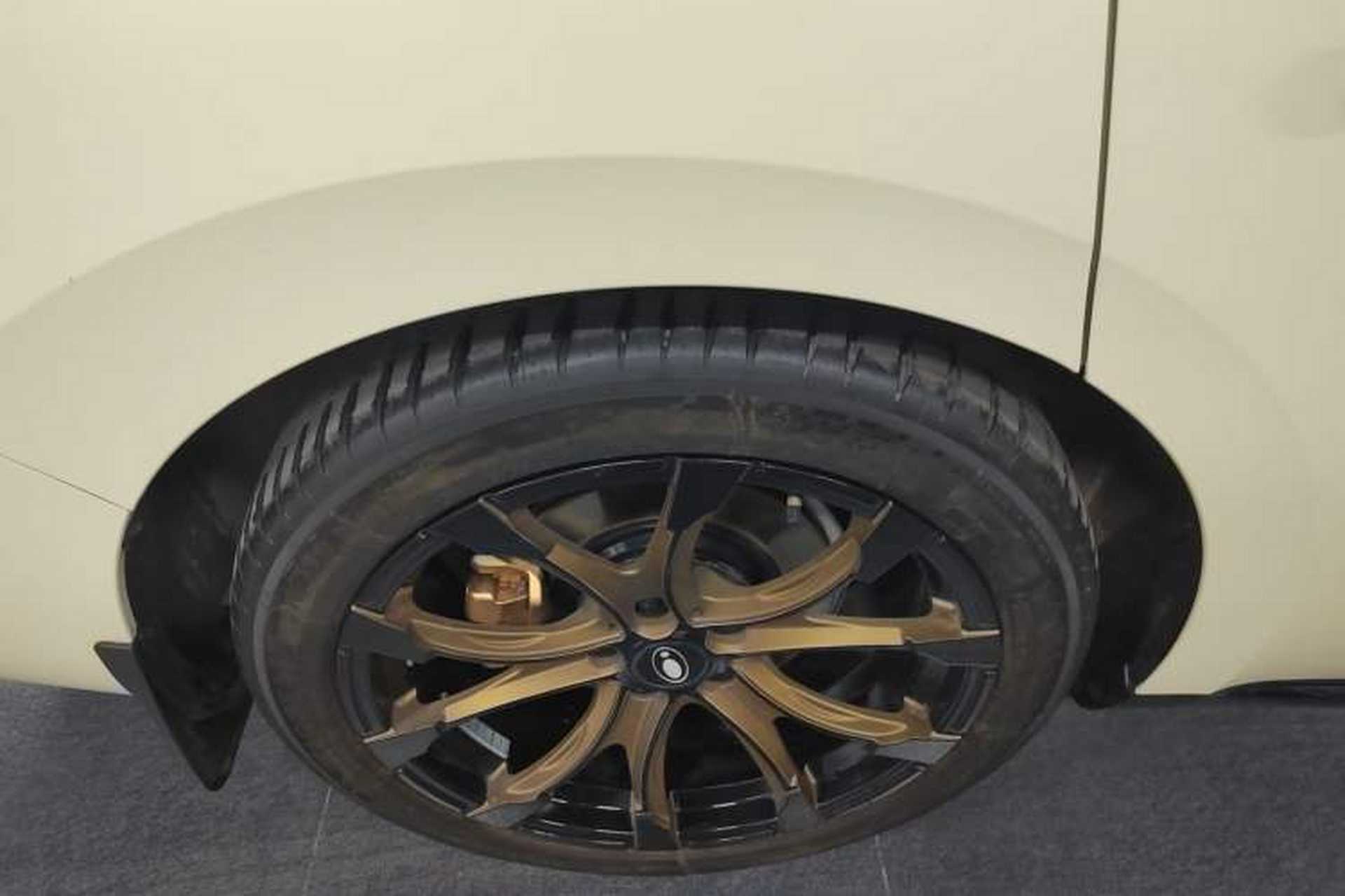 Used ORA Lightning Cat 2022 555 km Luxury Edition Exterior 5
