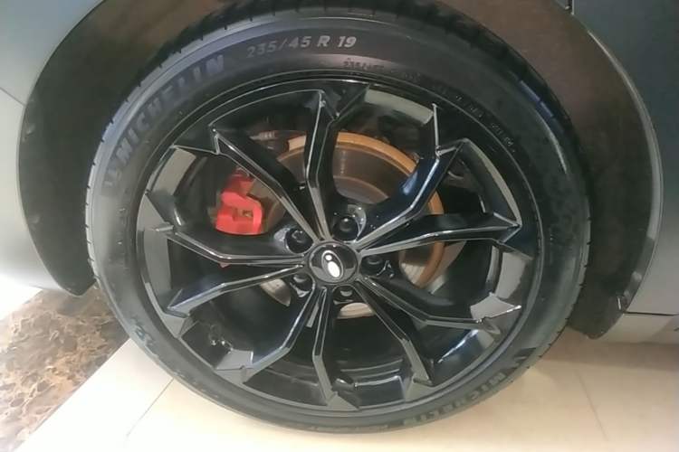 Used ORA Lightning Cat 2024 Dark Night Edition 555km Prestige Version Exterior 5