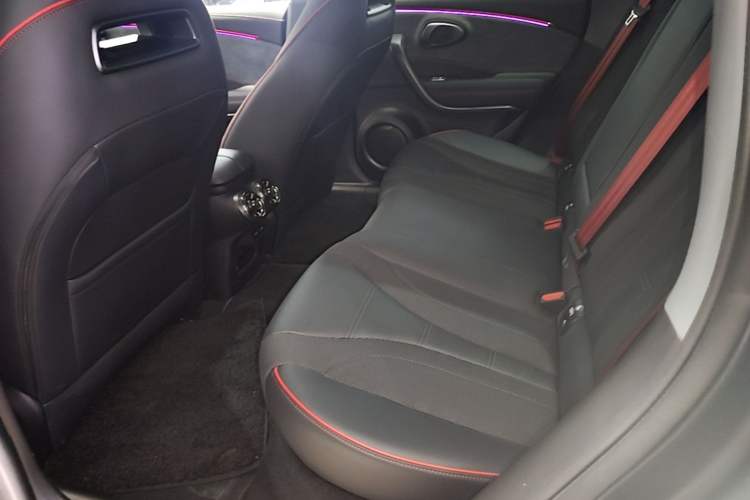 Used ORA Lightning Cat 2024 Dark Night Edition 555km Prestige Version Left Rear Seat